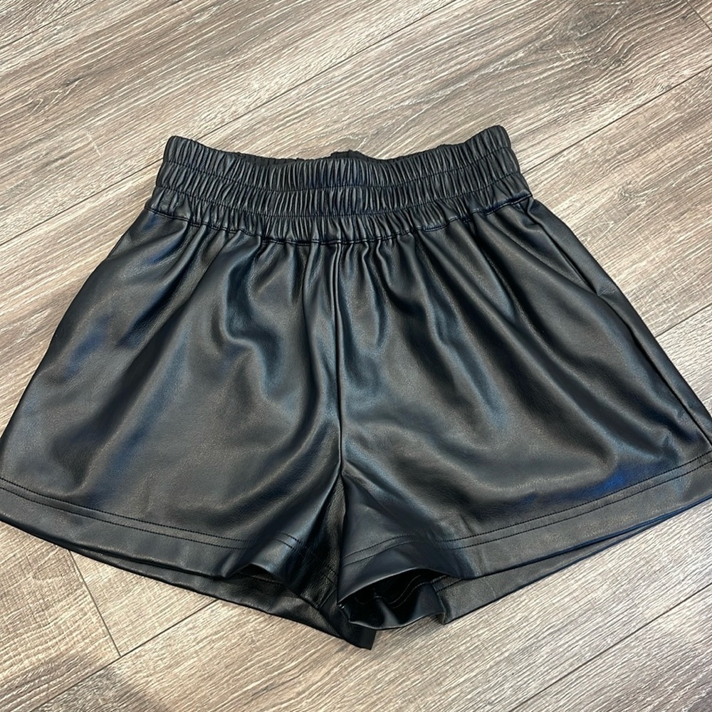 Vintage Havana “Leather” Shorts with side hidden pockets